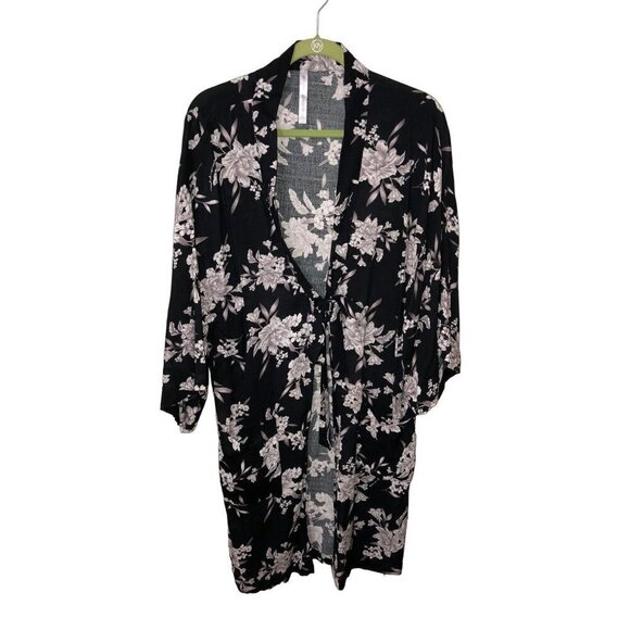Spiritual Gangster One Size Black White Floral Tie Front Short Robe Rayon Kimono - Picture 1 of 6